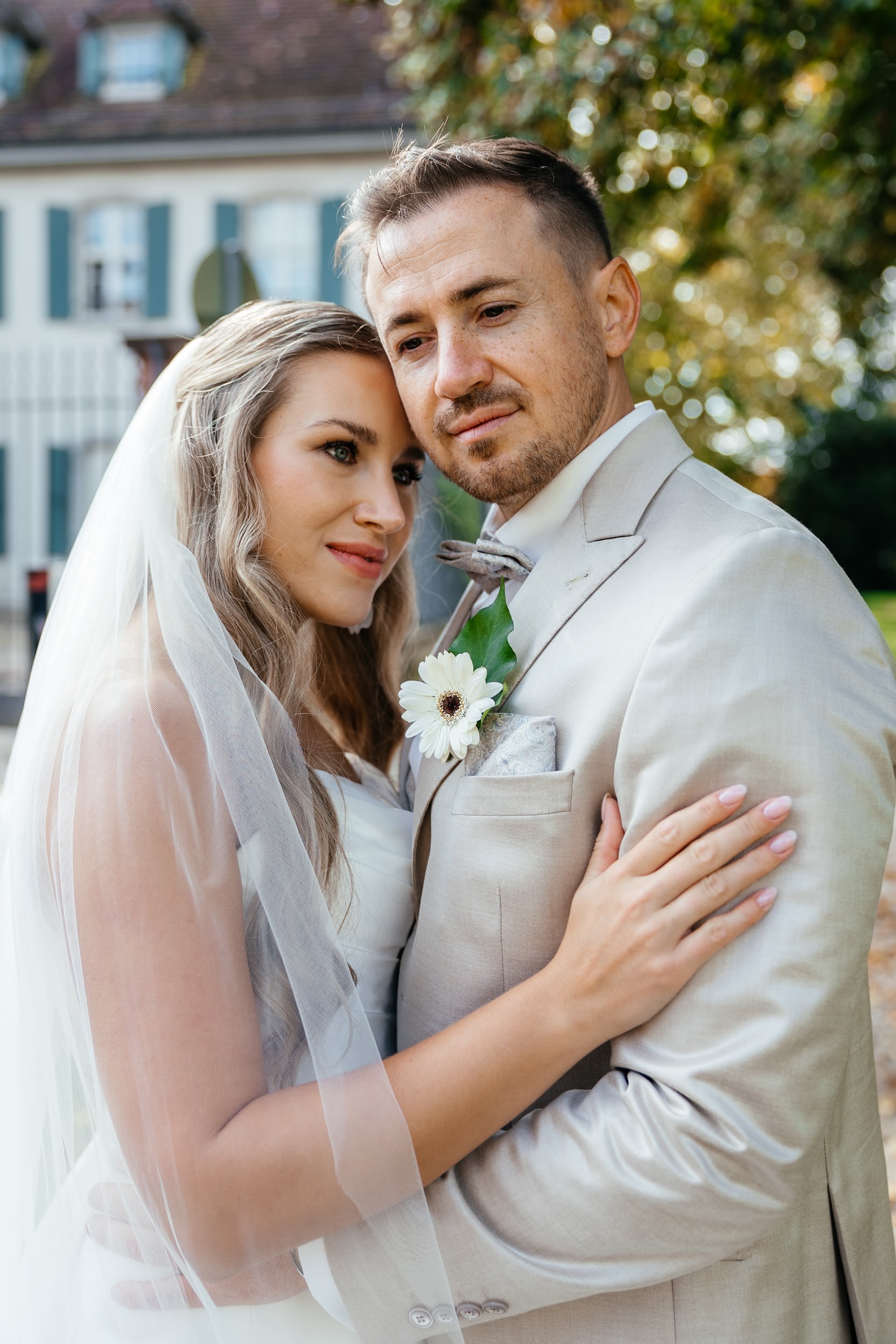 The First Look — photograph 6
