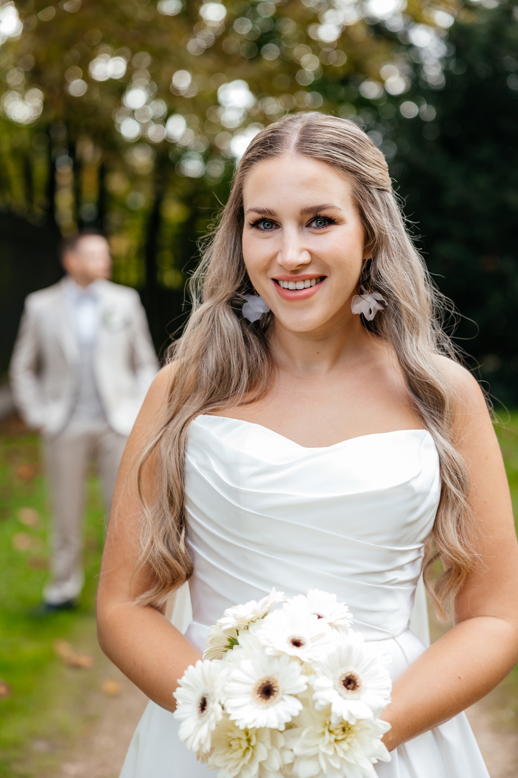 The First Look — photograph 10