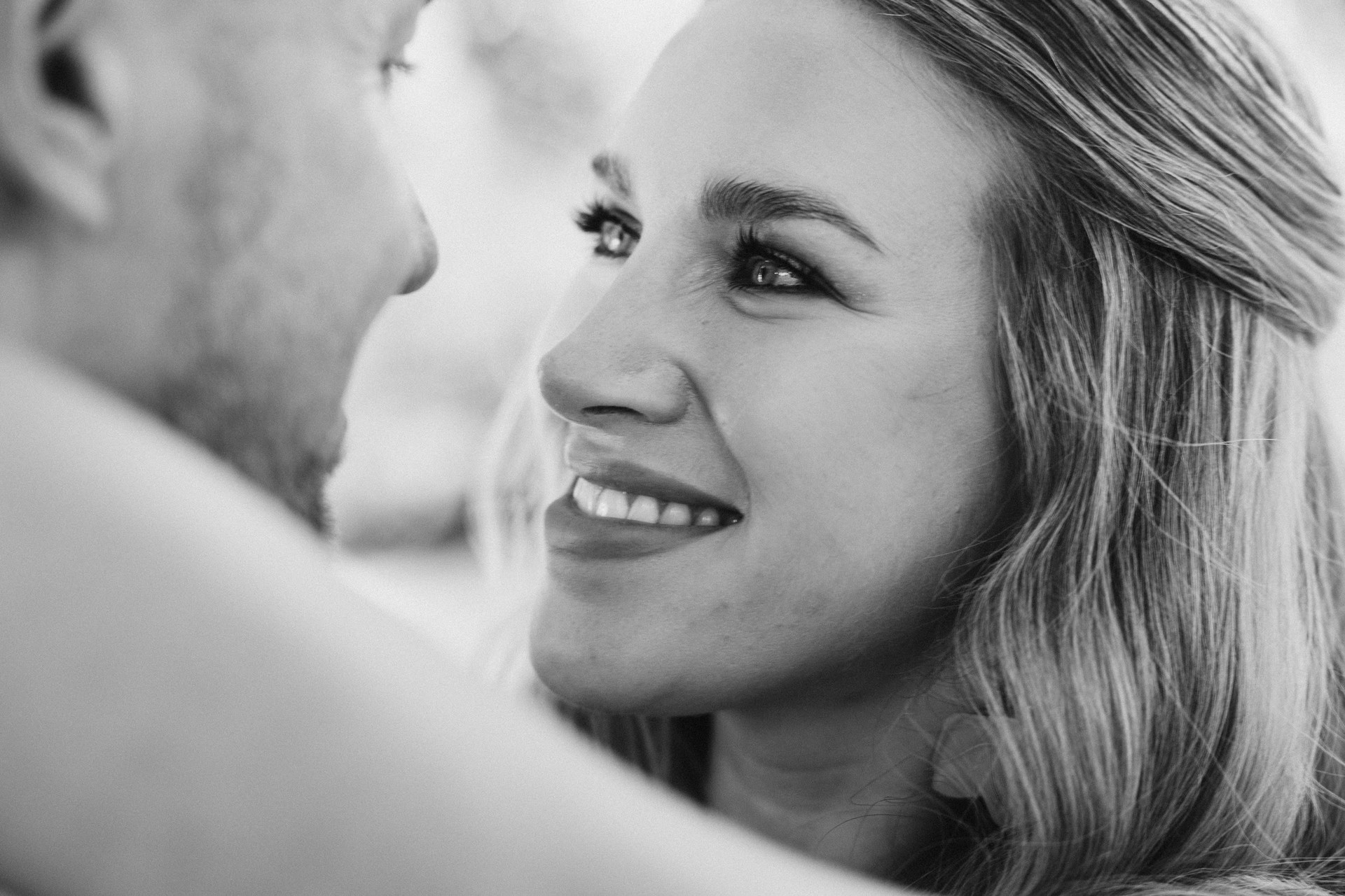 The First Look — photograph 5